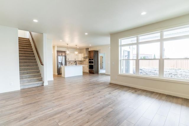 5108 Mira Way W, West Fargo, ND 58078