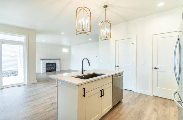 5108 Mira Way W, West Fargo, ND 58078