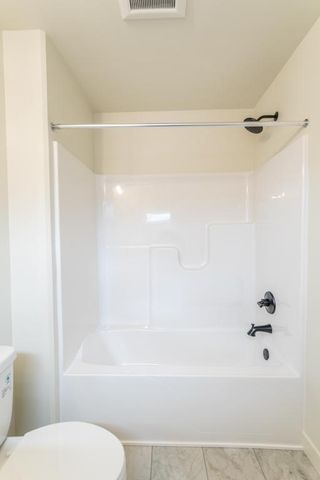 5108 Mira Way W, West Fargo, ND 58078