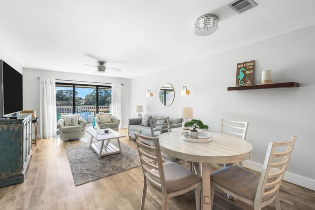 911 Harbour Pointe Lane 911, Miramar Beach, FL 32550