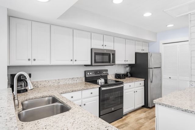 911 Harbour Pointe Lane 911, Miramar Beach, FL 32550