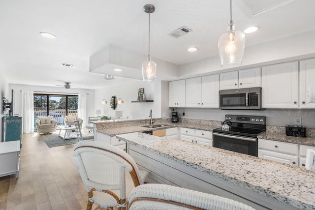911 Harbour Pointe Lane 911, Miramar Beach, FL 32550