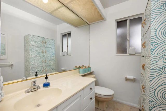 1597 Kelly Street, Oceanside, CA 92054