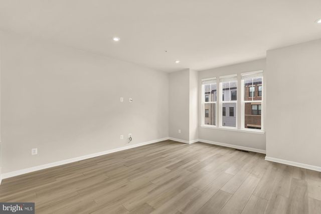 3556 STELLA BLUE DR, Hyattsville, MD 20782