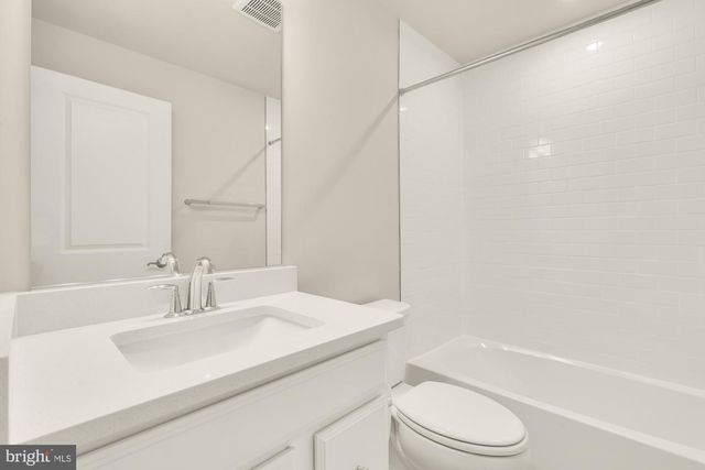 3556 STELLA BLUE DR, Hyattsville, MD 20782