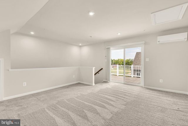 3556 STELLA BLUE DR, Hyattsville, MD 20782