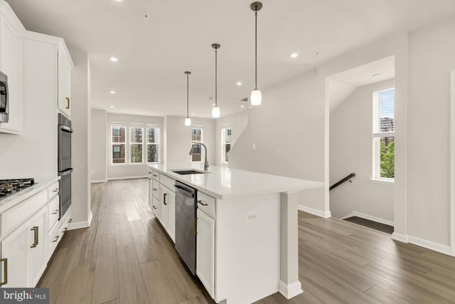3556 STELLA BLUE DR, Hyattsville, MD 20782