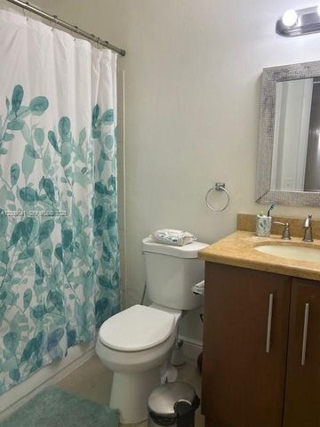 4139 SW 66th Way 140, Davie, FL 33314