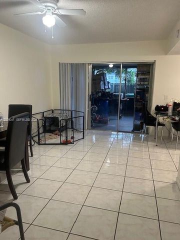 4139 SW 66th Way 140, Davie, FL 33314