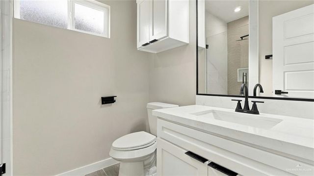 2010 W Olympia Avenue, Mission, TX 78573