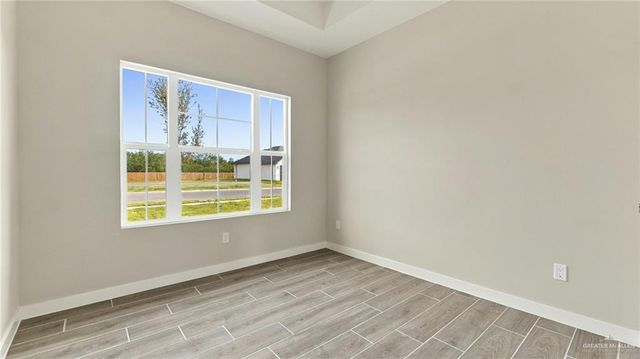 2010 W Olympia Avenue, Mission, TX 78573