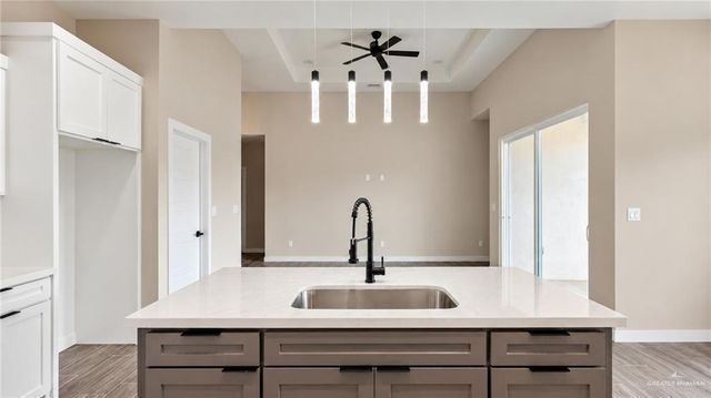2010 W Olympia Avenue, Mission, TX 78573