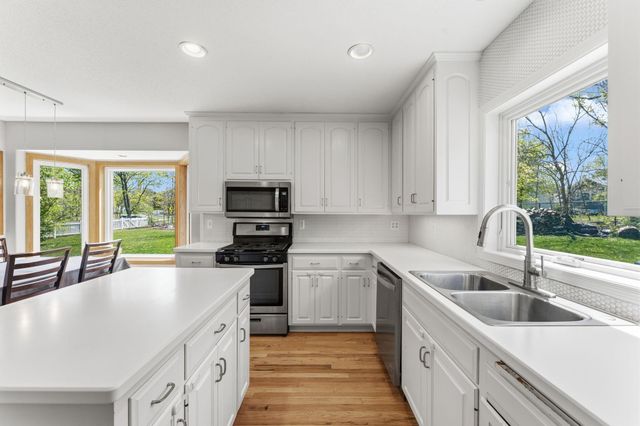 3200 Highland Avenue, Minnetonka, MN 55391