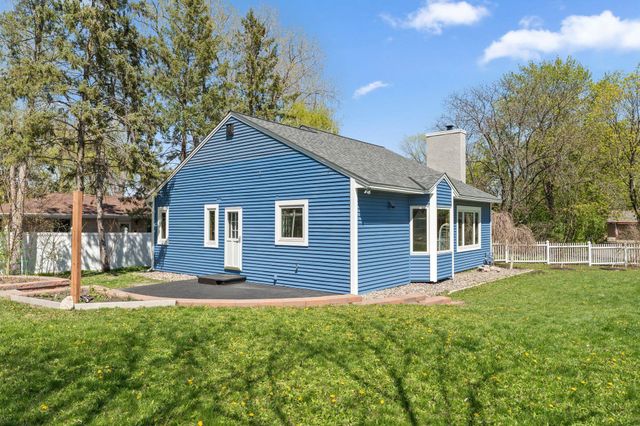 3200 Highland Avenue, Minnetonka, MN 55391