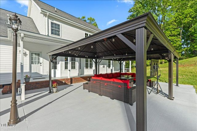 307 Fairridge Road, Johnson City, TN 37604