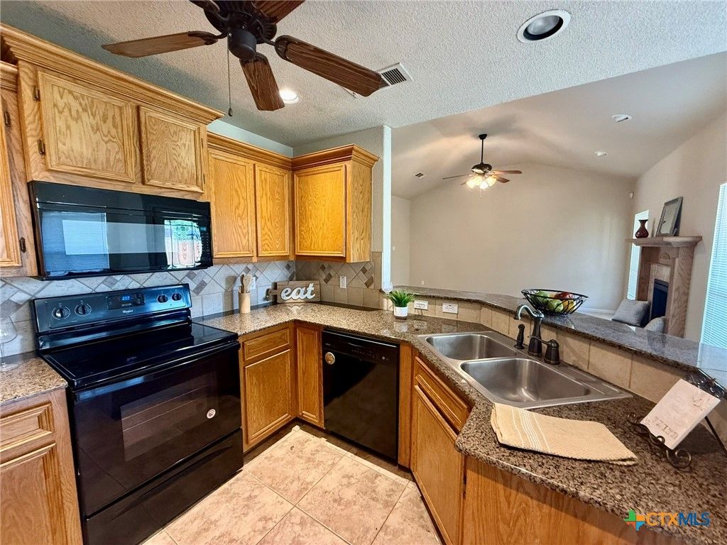 Image 10 of property listing at 3508 Lucas Street, Copperas Cove, TX 76522