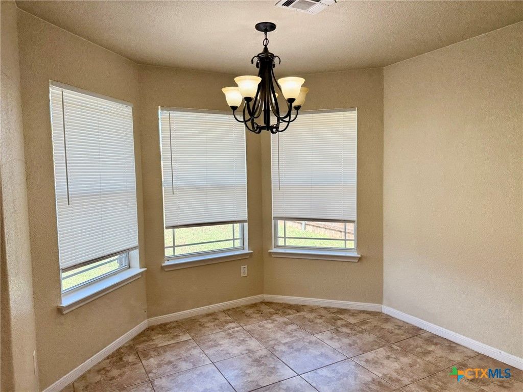 Image 8 of property listing at 3508 Lucas Street, Copperas Cove, TX 76522