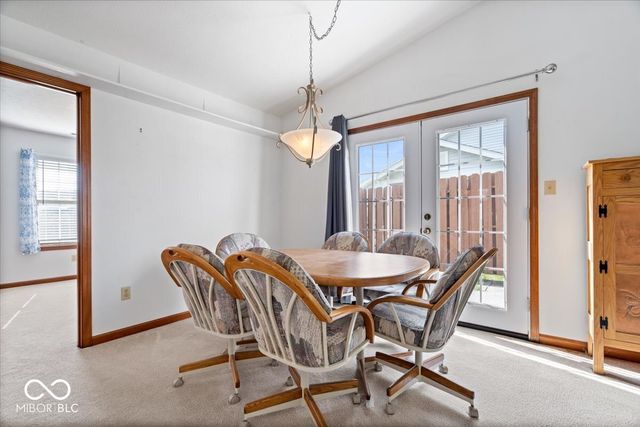 1333 N Apple Lake Drive, Greenfield, IN 46140
