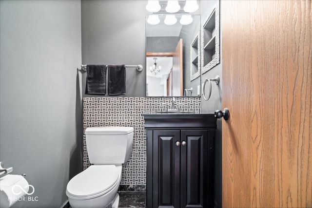 1333 N Apple Lake Drive, Greenfield, IN 46140