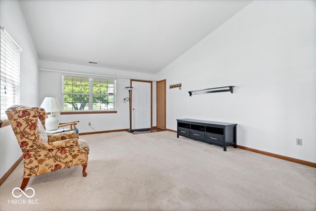 1333 N Apple Lake Drive, Greenfield, IN 46140