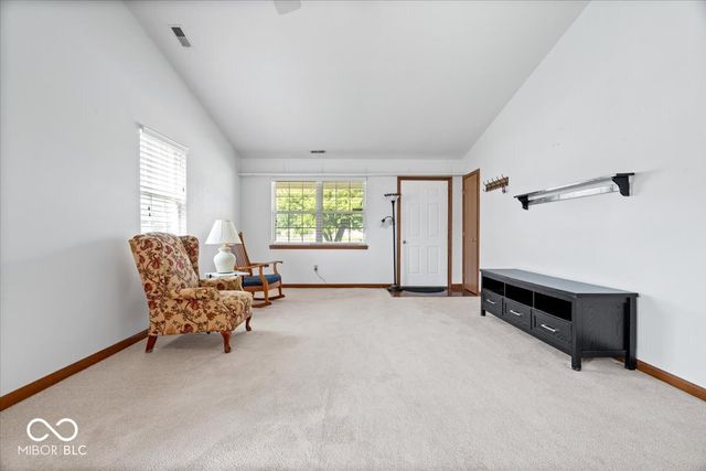 1333 N Apple Lake Drive, Greenfield, IN 46140