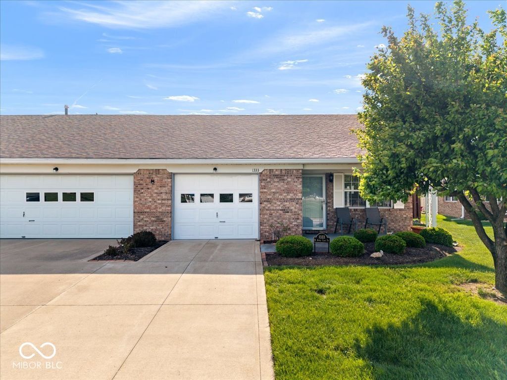 1333 N Apple Lake Drive, Greenfield, IN 46140