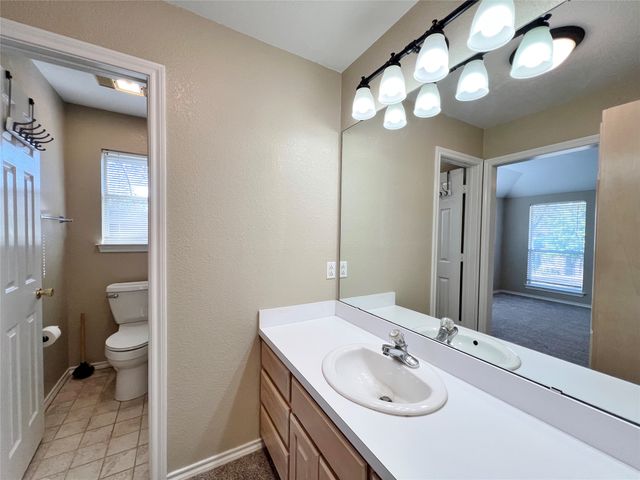 507 W Baylor Street, Weatherford, TX 76086