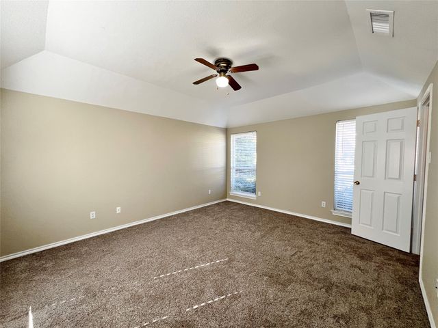 507 W Baylor Street, Weatherford, TX 76086