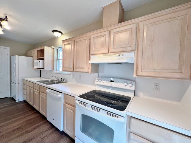 507 W Baylor Street, Weatherford, TX 76086