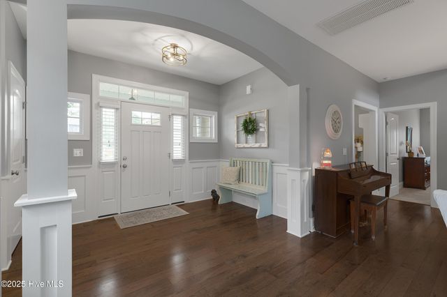 6110 Chancellorsville Drive, Wilmington, NC 28409