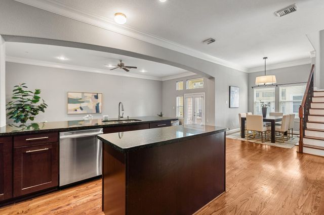 2316 Beall Street, Houston, TX 77008