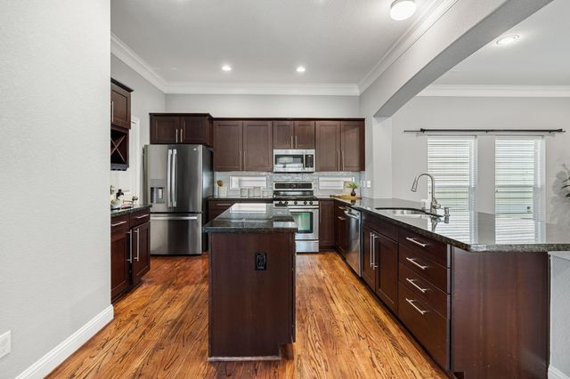 2316 Beall Street, Houston, TX 77008