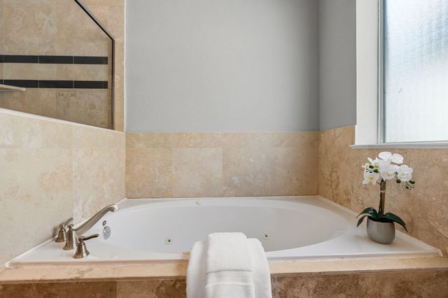 2316 Beall Street, Houston, TX 77008