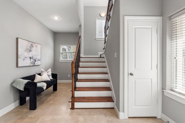 2316 Beall Street, Houston, TX 77008