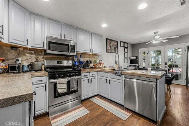 44557 La Paz, Temecula, CA 92592