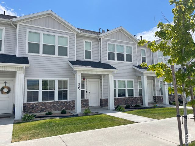 925 W 1000 N, Tremonton, UT 84337