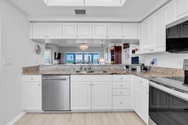 6315 SHORELINE DRIVE 3307, Seminole, FL 33708