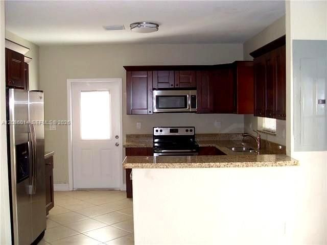 6601 Perry Street, Hollywood, FL 33024