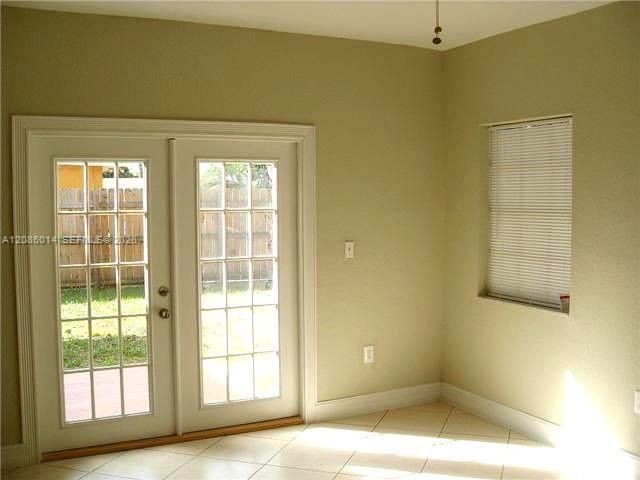 6601 Perry Street, Hollywood, FL 33024