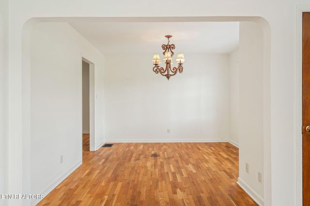 258 Rock Bridge Rd, Oliver Springs, TN 37840