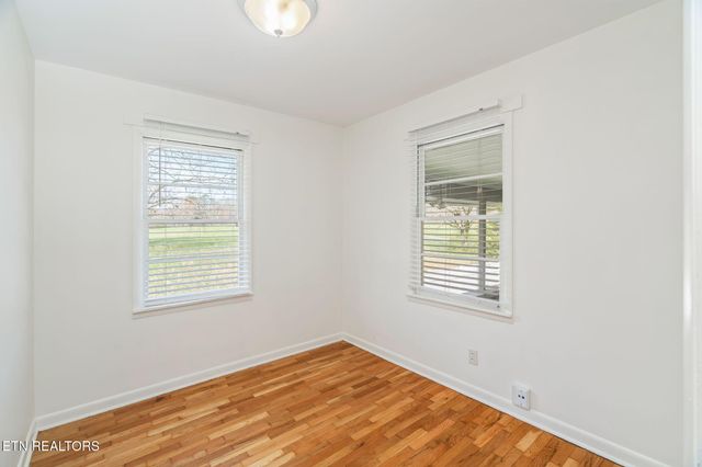 258 Rock Bridge Rd, Oliver Springs, TN 37840