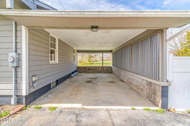 258 Rock Bridge Rd, Oliver Springs, TN 37840