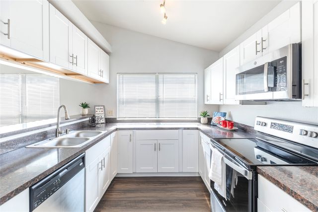 7604 Cousteau Drive, Rowlett, TX 75088