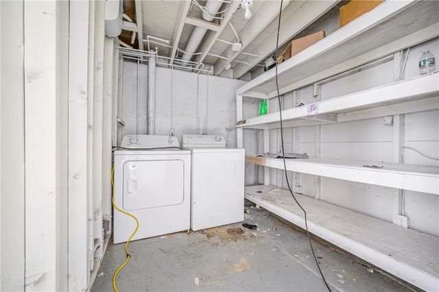 801 N Redwood Drive, Independence, MO 64056