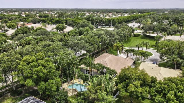 7527 Monticello Way, Boynton Beach, FL 33437