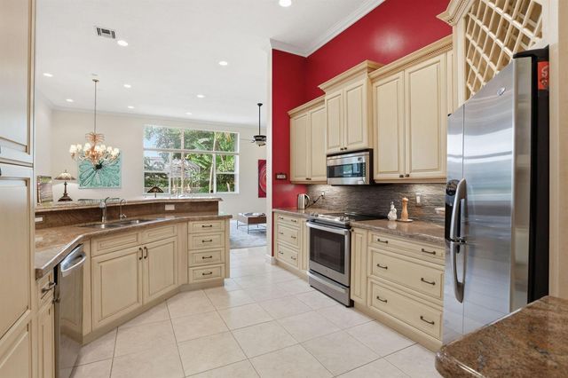 7527 Monticello Way, Boynton Beach, FL 33437