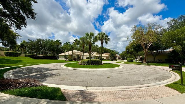 7527 Monticello Way, Boynton Beach, FL 33437