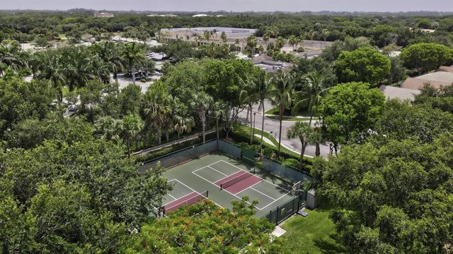 7527 Monticello Way, Boynton Beach, FL 33437
