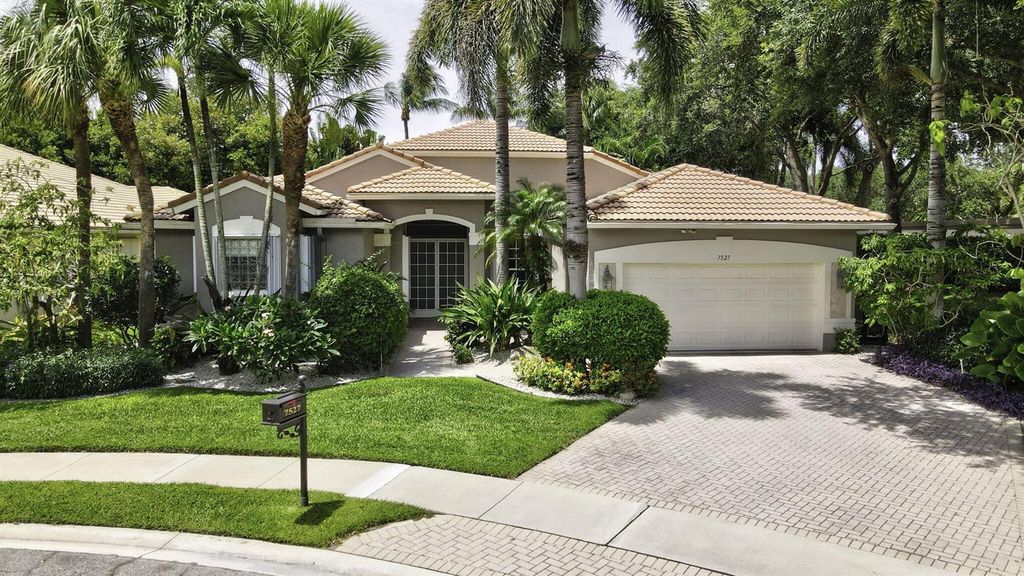 7527 Monticello Way, Boynton Beach, FL 33437