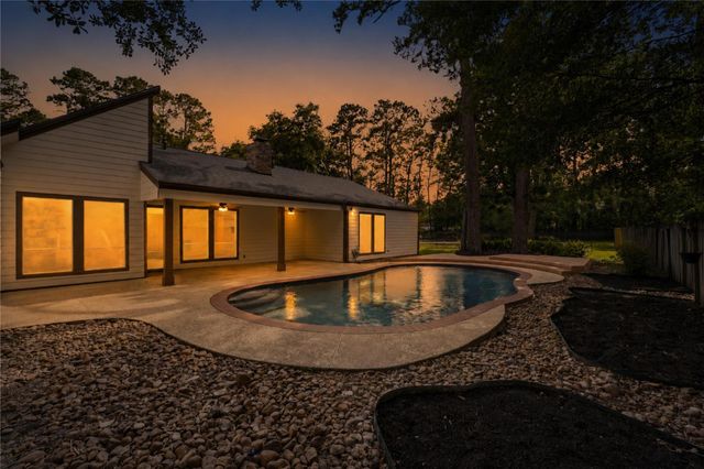 1907 Tangle Lake Drive, Houston, TX 77339